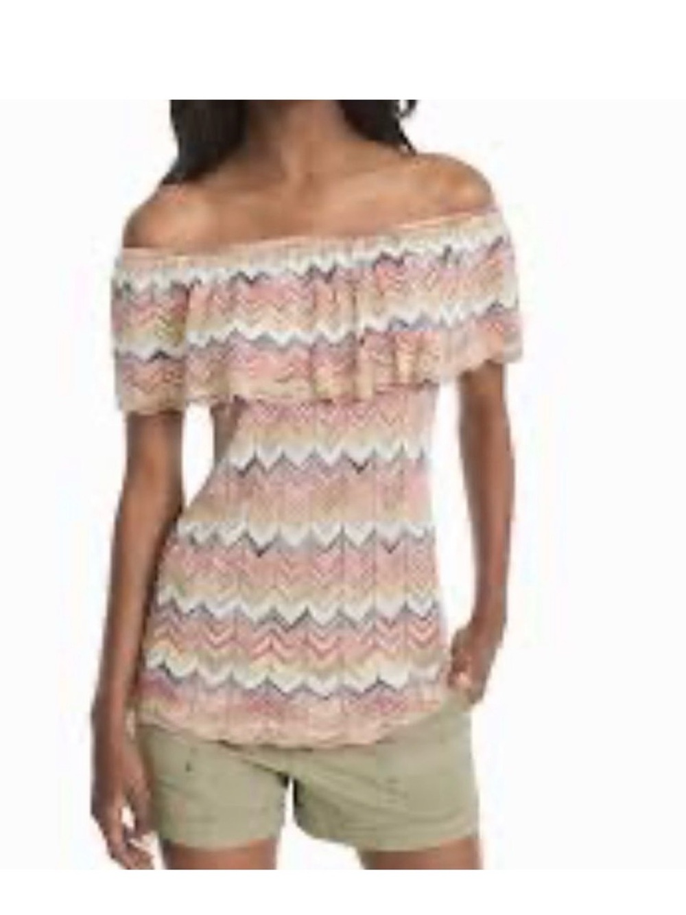 White House Black Market Chevron Top
Excellent Condition